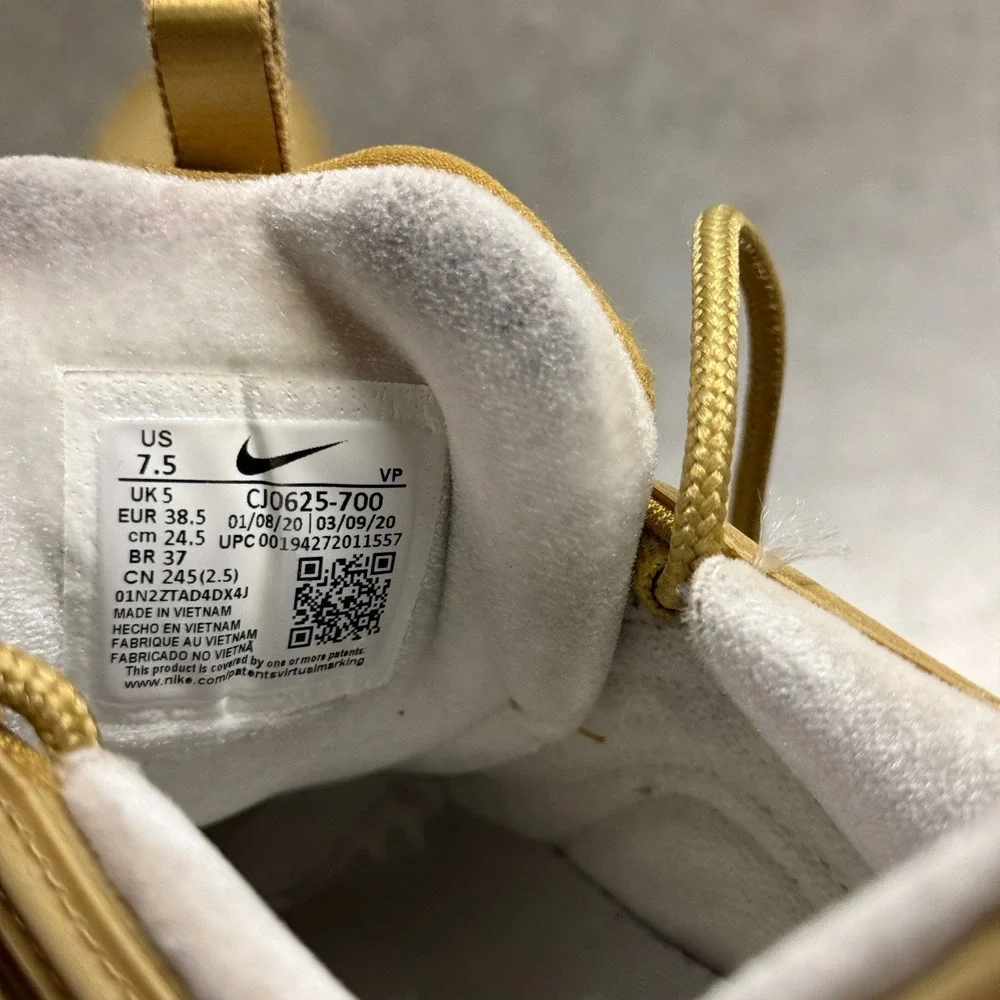 Nike Air Max 97 Metallic Gold Womens Running Shoes CJ0625-700 Size 7.5